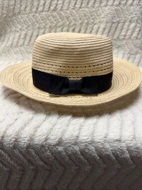 August Hat Company Straw Sun Hat Black Ribbon Band Like New!